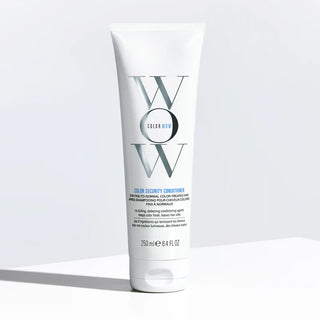 Color Wow Color Security Conditioner - Lengvas ir giliai maitinantis kondicionierius