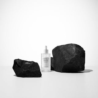 SKIN1004 Centella Tone Brightening Serum - Šviesinantis ir švelniai šveičiantis veido serumas 30ml
