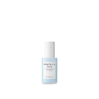 SKIN1004 Madagascar Centella Hyalu-Cica Blue Serum - Drėkinantis ir šviesinantis veido odą serumas 50ml